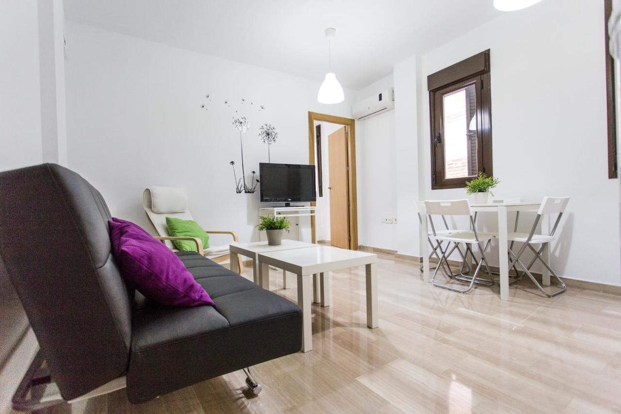 C&V Apartamentos - Horno De Marina Granada Dış mekan fotoğraf
