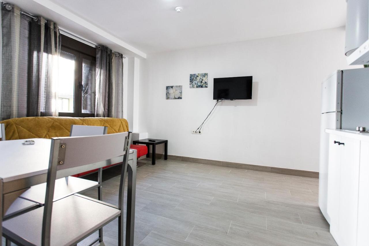 C&V Apartamentos - Horno De Marina Granada Dış mekan fotoğraf